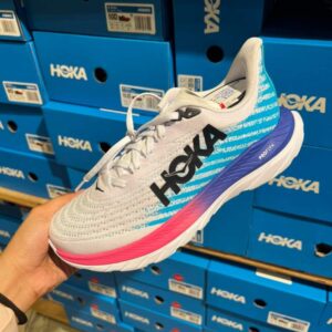 Palette de chaussures Hoka Clifton (tailles assorties) – 100 paires
