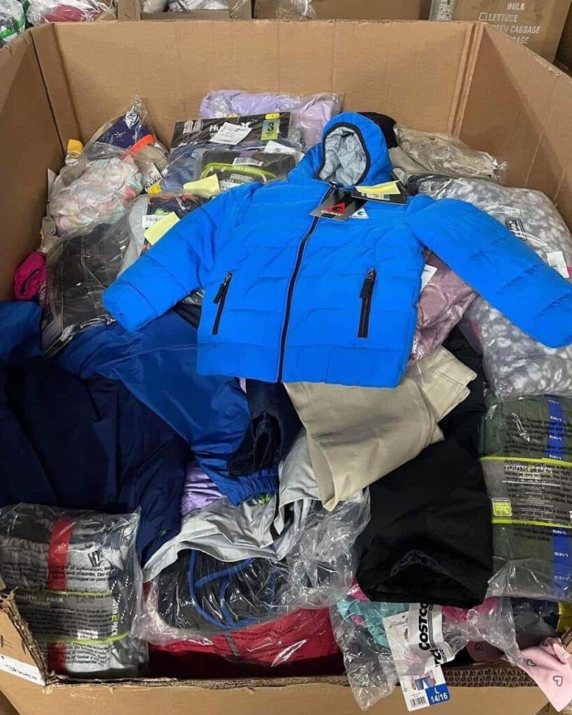 Palette de vêtements pour enfants assortis – 300 pièces sélectionnées à la main